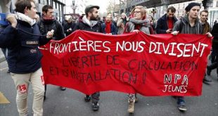 تظاهرة في فرنسا دعمًا للمهاجرين. (فرانس برس).