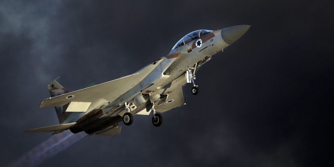 مقاتلات إسرائيلية تقصف غزة بعد هجوم صاروخي