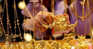 محل فى مصر لبيع المشغولات الذهبية، حيث ارتفعت أسعار الذهب في مصر اليوم (الإنترنت)
