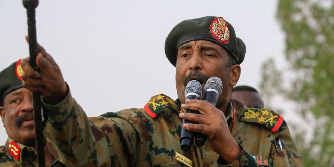 قائد الجيش السوداني الفريق عبدالفتاح البرهان (أرشيفية)