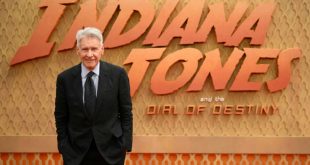 الممثل الأميركي هاريسون فورد خلال العرض الأول في لندن لفيلم "إنديانا جونز أند ذي دايل او ديستني"، 26 يونيو 2023. (أ ف ب)