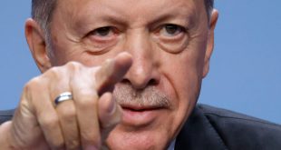 الرئيس التركي رجب طيب إردوغان في مؤتمر صحافي خلال قمة الناتو في فيلنيوس، 12 يوليو 2023. (أ ف ب)