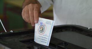 مصري يدلي بصوته في انتخابات الرئاسة 2018 في الجيزة. (أرشيفية: أ ف ب)