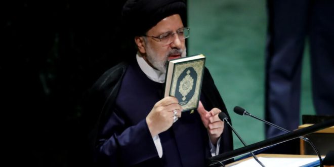 الرئيس الإيراني إبراهيم رئيسي يخاطب الجمعية العامة للأمم المتحدة في 19 سبتمبر 2023. (أ ف ب)