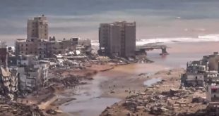 آثار الدمار الناجم عن العاصفة «دانيال» في مدينة درنة الليبية، 13 سبتمبر 2023. (أ ف ب)
