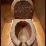 مرحاض من مصر القديمة؟