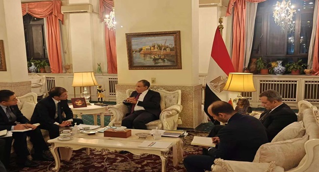 وزير الخارجية