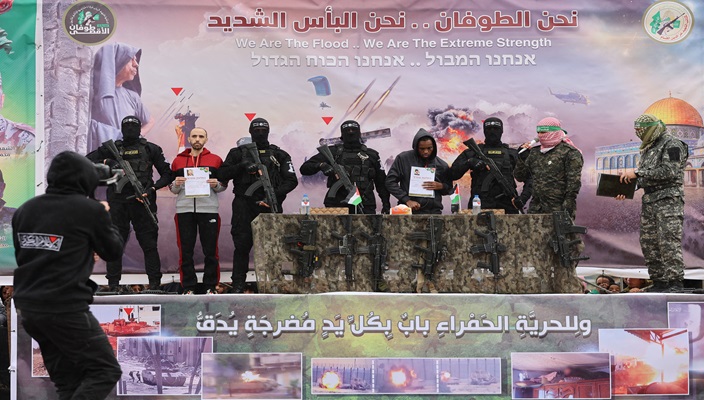 الرهائن الذين أفرجت عنهم حماس