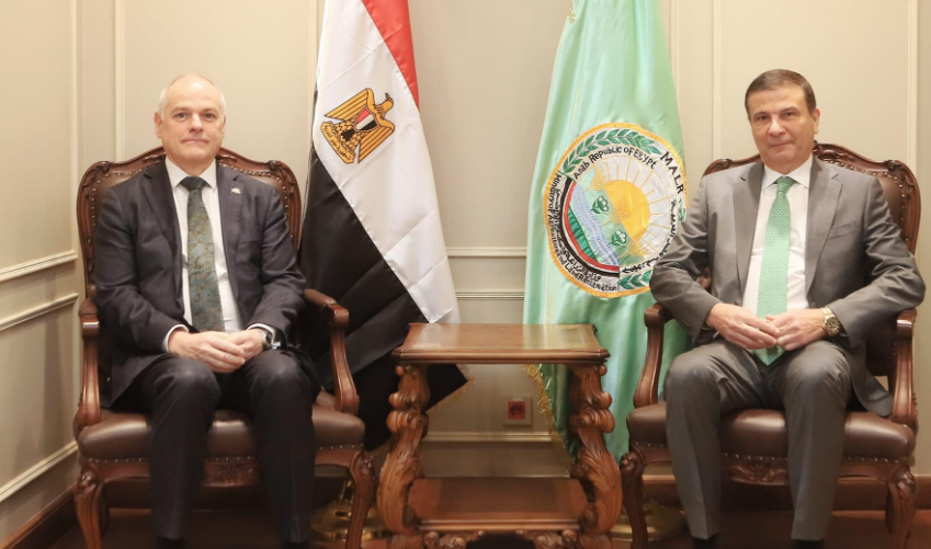 وزير الزراعة والسفير الأسترالي يبحثان تعزيز التعاون المشترك 1 Capture 125