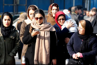 إيران