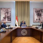 رئيس الوزراء يلتقي مسئولي مجموعة المنصور للسيارات