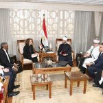 وزير الأوقاف يستقبل وفدًا رفيع المستوى من منظمة كنائس من أجل السلام في الشرق الأوسط