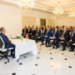 وزير الخارجية للجالية المصرية في تونس