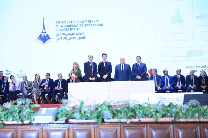 وزيرا التعليم العالي المصري والفرنسي يشهدان توقيع 42 بروتوكول تعاون بين الجامعات المصرية والفرنسية