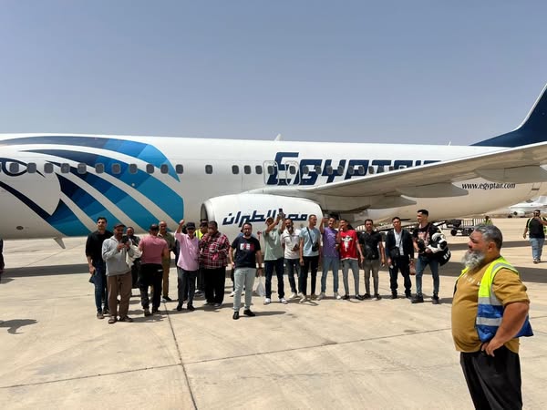 بدون تحملهم أعباء مالية.. مصر تعيد بعض مواطنيها في طرابلس بعد الأحداث الأخيرة 6 500334861 1018367290473117 4042303586026041890 n