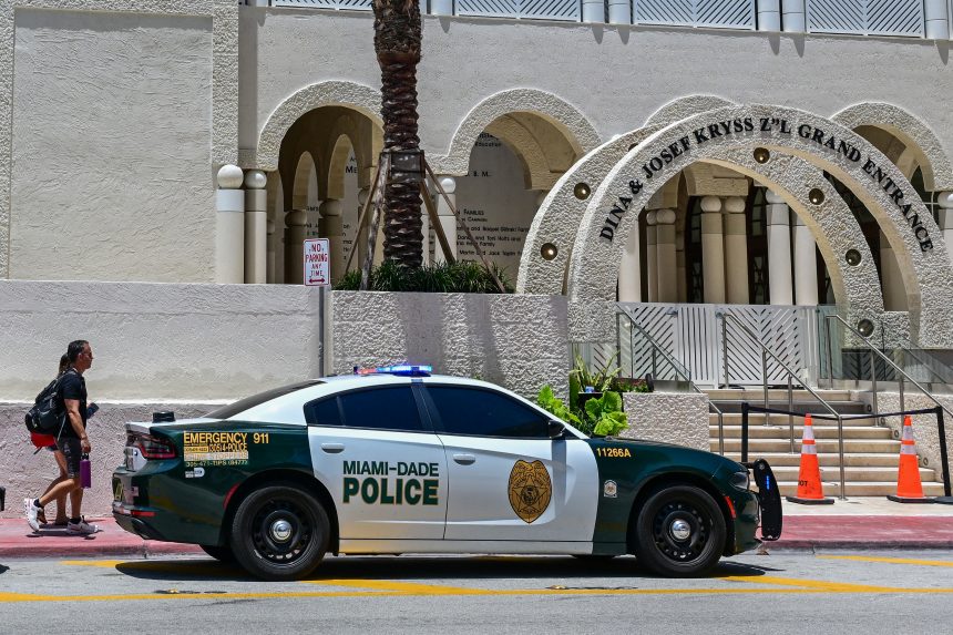 AFP 20250523 47TQ2YB v1 HighRes TwoShotDeadOutsideJewishMuseumInWashington