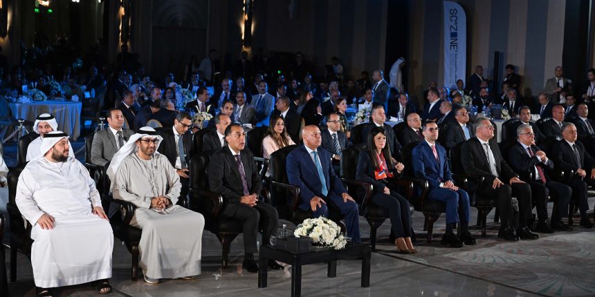 رئيس الوزراء يلقي