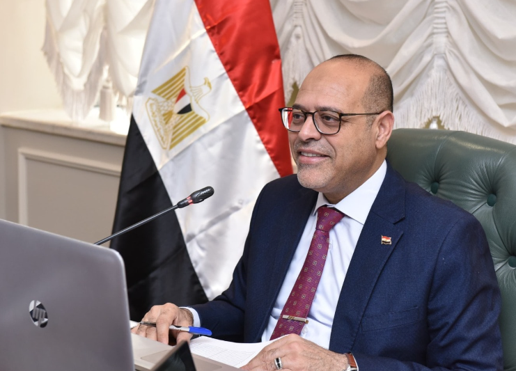 وزير العمل