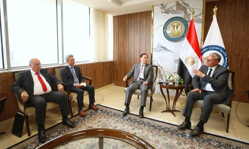 ▪︎وزير البترول والثروة المعدنية يستقبل رئيس مؤسسة البترول الوطنية الكورية
