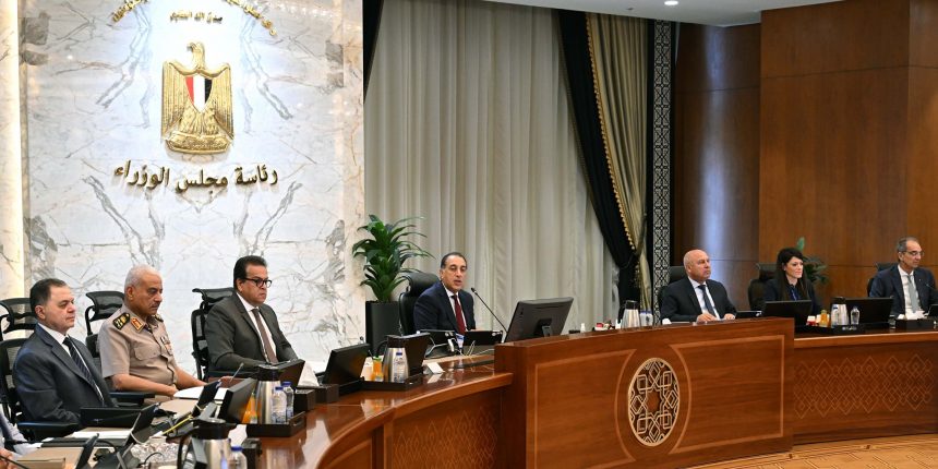 رئيس الوزراء يترأس الاجتماع الأسبوعي للحكومة