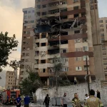 مبنى في إيران تعرّض للقصف الإسرائيلي