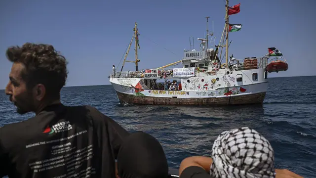 السفينة حنظلة