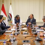 وزير قطاع الأعمال العام يبحث مع السفير الهندي بالقاهرة فرص تعزيز التعاون الصناعي والاستثماري