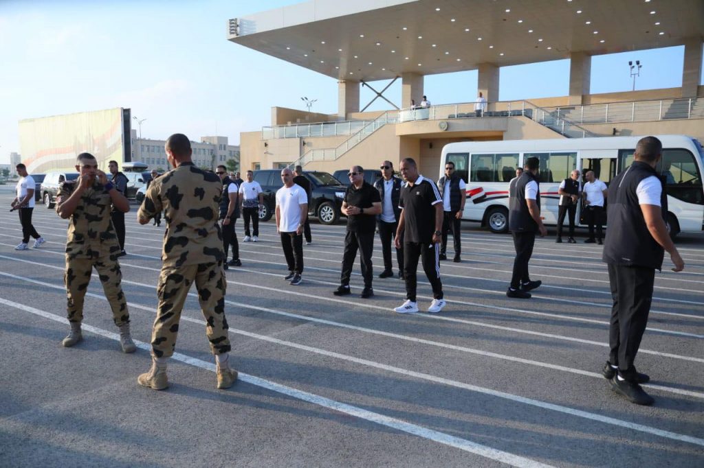 السيسي يوجه رسائل من الأكاديمية العسكرية.. شملت غزة والتحديات الأمنية والإصلاح الاقتصادي (صور) 10 528585125 1311851506970241 2479608163124320997 n