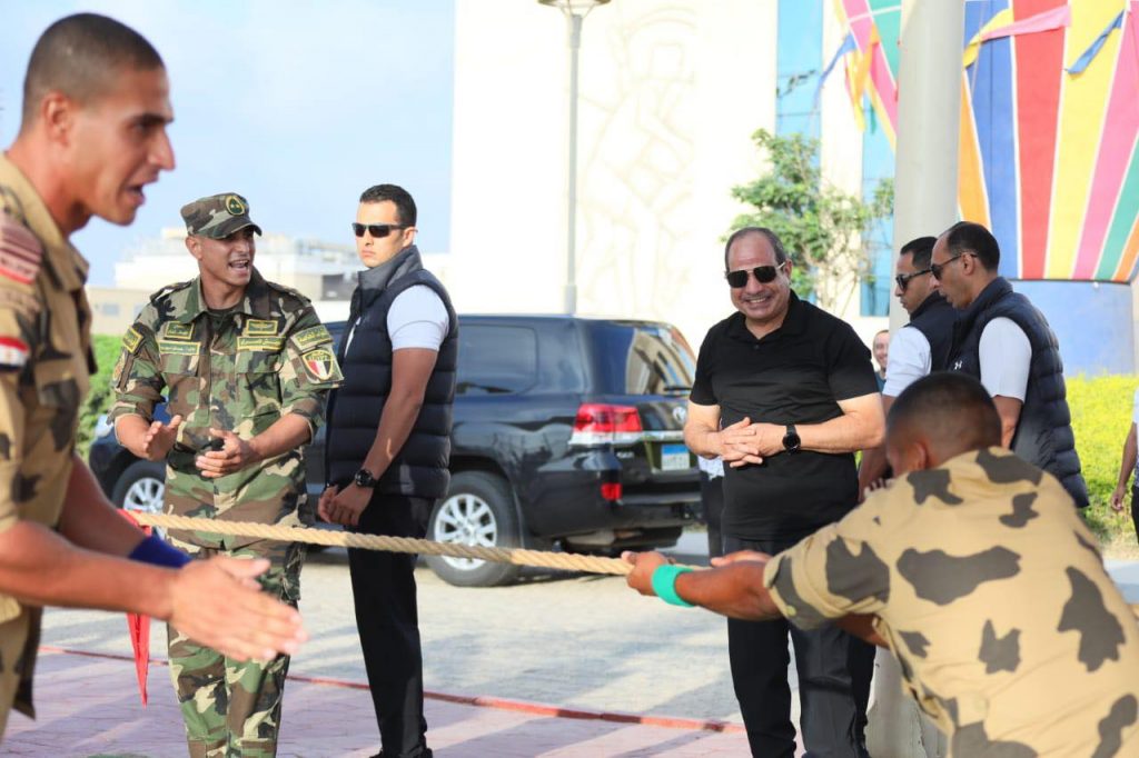 السيسي يوجه رسائل من الأكاديمية العسكرية.. شملت غزة والتحديات الأمنية والإصلاح الاقتصادي (صور) 5 528770781 1311851566970235 7775090005860228604 n