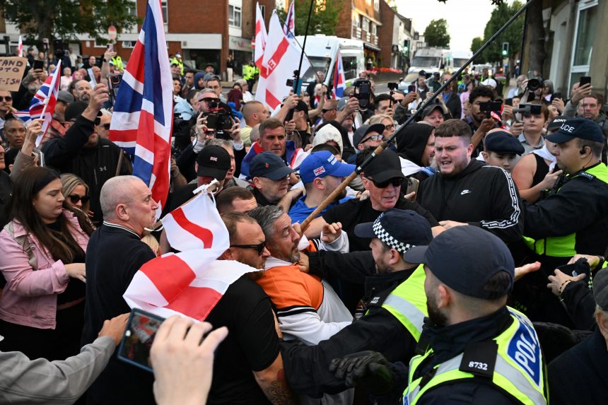 AFP 20250831 72YX2WU v2 HighRes TopshotBritainMigrationProtest