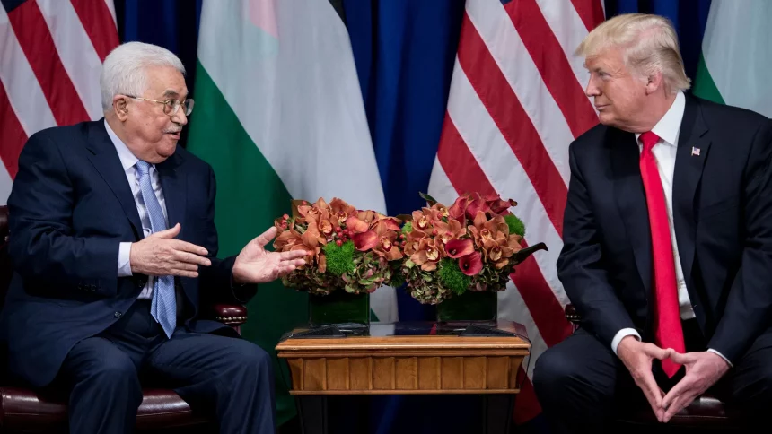 دونالد ترامب والرئيس الفلسطيني