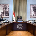 رئيس الوزراء يتابع مع وزير قطاع الأعمال العام الموقف التنفيذي لمشروع تطوير صناعة الغزل والنسيج