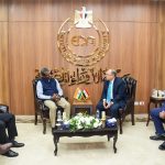 رئيس هيئة الدواء المصرية يجتمع مع سفير الهند بالقاهرة لبحث آليات تعزيز التعاون الدوائي ودعم تطوير المنظومة الدوائية