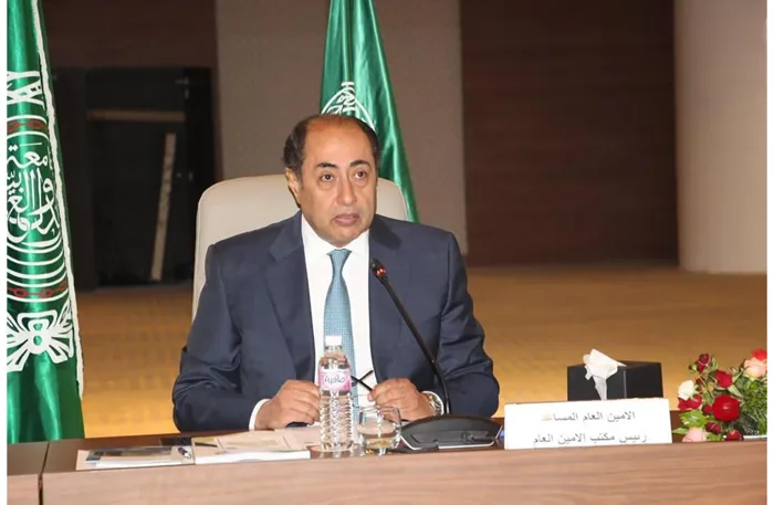 لأمين العام المساعد لجامعة الدول العربية السفير حسام زكي