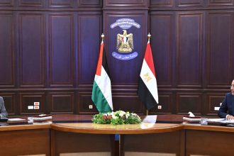 مدبولي خلال استقباله رئيس وزراء فلسطين
