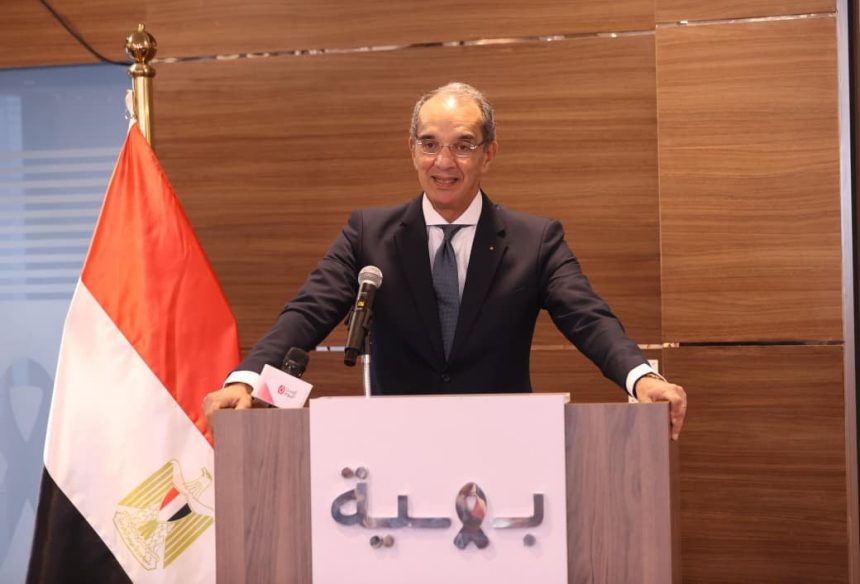 وزير الاتصالات 1