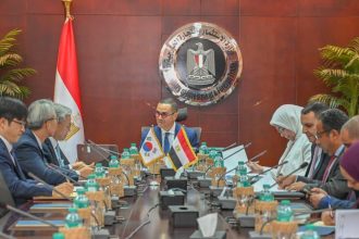 وزير الاستثمار والتجارة الخارجية يستقبل سفير دولة كوريا الجنوبية بالقاهرة