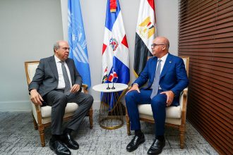 وزير الطيران