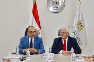 وزيرا التعليم العالي وقطاع الأعمال يبحثان تعزيز التعاون المشترك واستثمار الأصول لدعم المنظومة التعليمية والاقتصاد الوطني