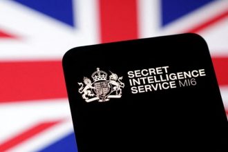 تتوفر تعليمات الوصول إلى البوابة على قناة MI6 على اليوتيوب المعتمدة
