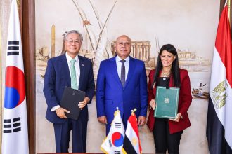 توقيع مذكرة تفاهم بين التخطيط وكوريا الجنوبية لتطوير تكنولوجيا صيانة السيارات الخضراء في 4 مراكز