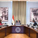 رئيس الوزراء يستعرض الإجراءات المقترحة للتعامل مع انهيار عدد من العقارات