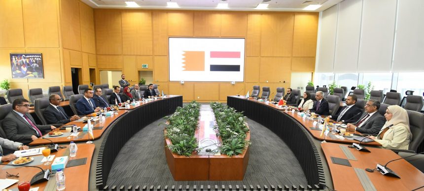 وزير الإسكان يستقبل وزير الأشغال البحريني لبحث أوجه التعاون بين مصر والبحرين