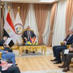 وزير الإنتاج الحربي يستعرض قدرات الوزارة في تلبية مطلب الجيش والشرطة من أسلحة وذخائر