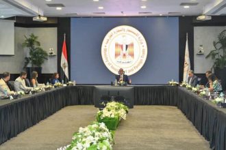 وزير الاستثمار والتجارة الخارجية يلتقي وفد مؤسسة شفيق جبر في إطار مبادرات التعاون الثقافي والاقتصادي التي أطلقتها المؤسسة