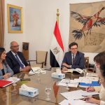 وزير الثقافة يبحث مع اليونسكو تطوير المتاحف والتعاون في مجالات الذكاء الاصطناعي وصون التراث الإفريقي
