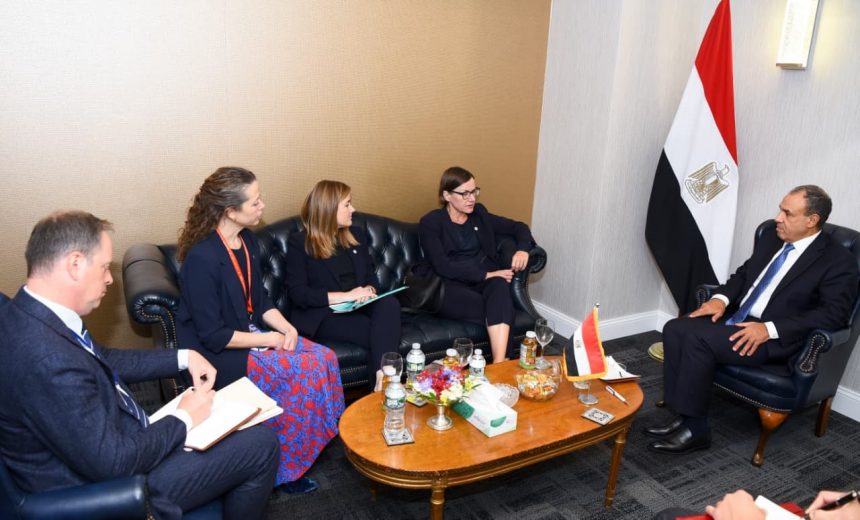وزير الخارجية يلتقي مع رئيسة اللجنة الدولية للصليب الأحمر