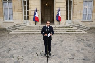 AFP 20251006 77U338N v1 HighRes FrancePoliticsGovernment