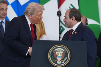 AFP 20251013 78MR6PT v1 HighRes EgyptUsIsraelPalestinianConflictTrump
