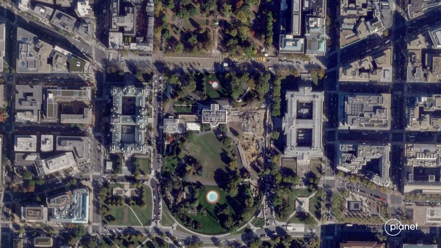 AFP 20251023 79UK7KK v2 HighRes UsPoliticsTrumpArchitectureBallroom